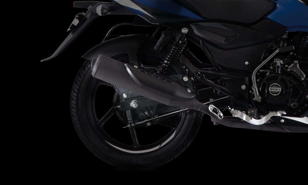 bajaj-pulsar-150cc-motorcycle-exhaust-features